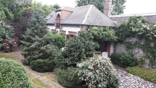 Belle maison de village avec maison d'amis