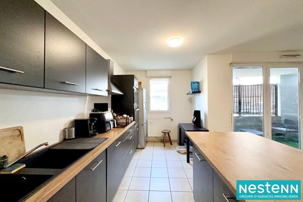 Appartement Vaulx En Velin Village 3 pièce(s) 63.35 m2 avec terrasse et un garage fermé - proche transports