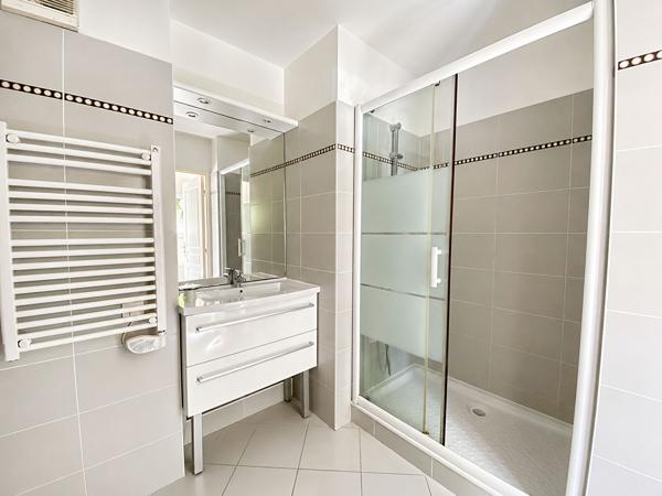 Appartement T2 Lyon 6ème- Calme et lumineux avec balcon