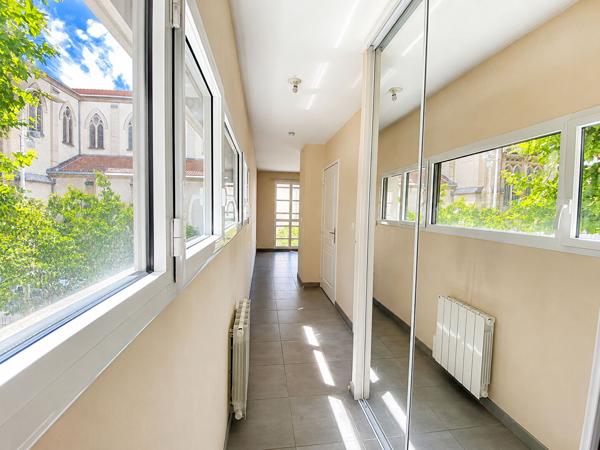 Appartement T2 Lyon 6ème- Calme et lumineux avec balcon