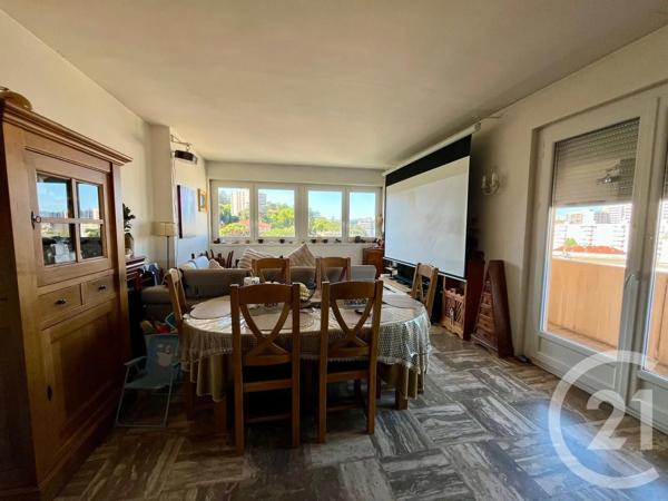 Appartement F5 à vendre  5 pièces - 105 m 2   ST ETIENNE  - 42