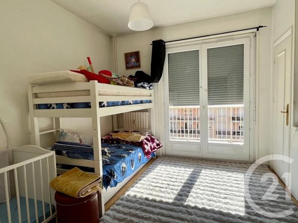 Appartement F5 à vendre  5 pièces - 105 m 2   ST ETIENNE  - 42