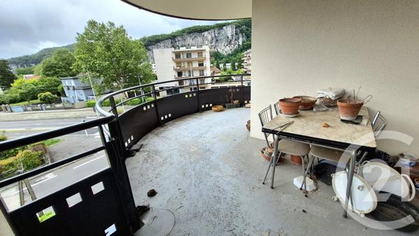 Appartement F3 à vendre  3 pièces - 68 m 2   FONTAINE  - 38