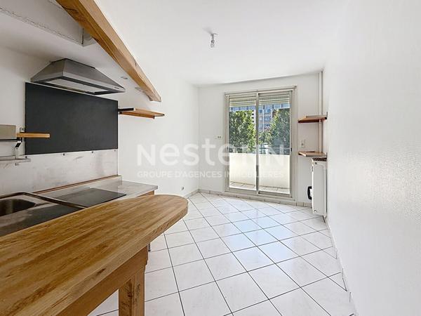 Appartement 2 Pièces Traversant avec Balcon et Cave - 69500 BRON