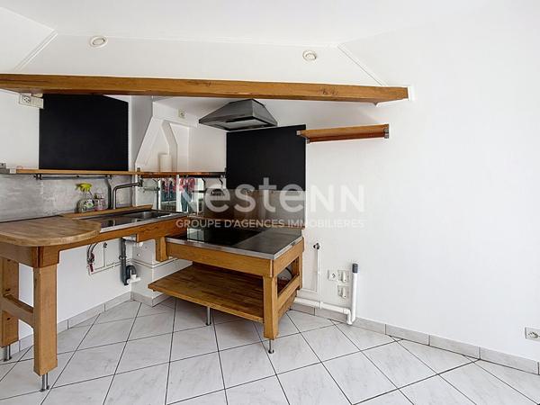 Appartement 2 Pièces Traversant avec Balcon et Cave - 69500 BRON