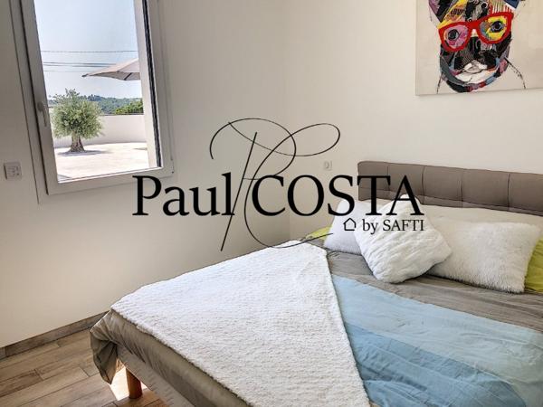 Maison de 125 m2 de plain pied avec piscine et pool house