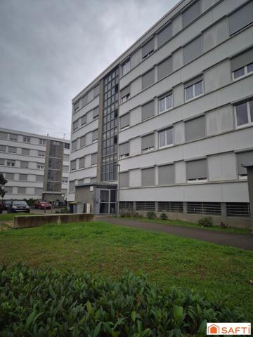 T3 Traversant avec balcon et cave