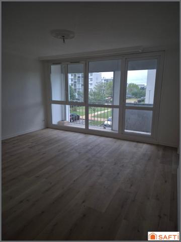 T3 Traversant avec balcon et cave