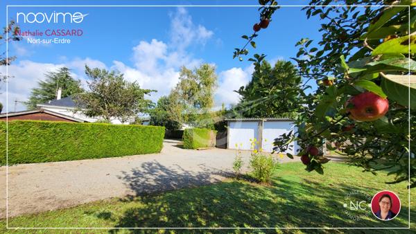 MAISON FAMILIALE de 131 m² 3 chambres, 1 bureau avec double-garage de 40 m² sur 1290 m²