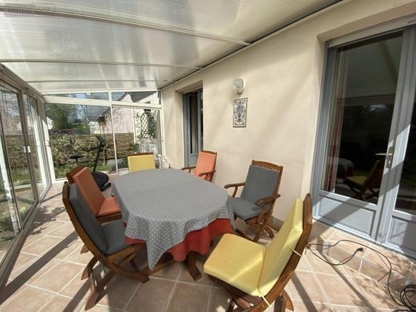 Maison à vendre à Loudéac dans les Côtes-d'Armor (22600), ref : 22110-2302