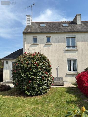 Maison de ville à vendre à Briec dans le Finistère (29510), ref : MAIS/1071   
Bourg