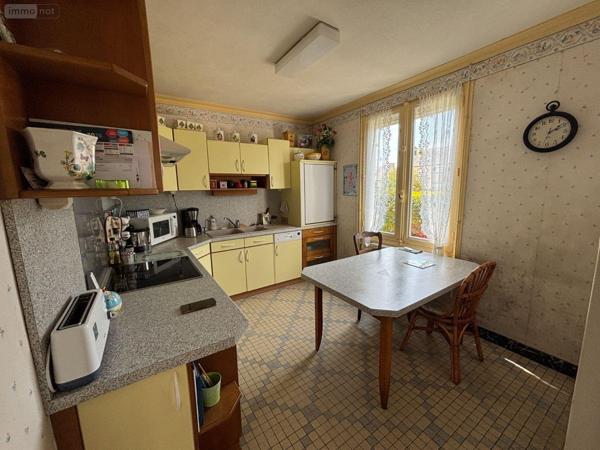 Maison de ville à vendre à Briec dans le Finistère (29510), ref : MAIS/1071   
Bourg