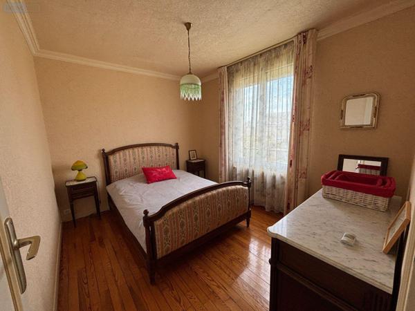 Maison de ville à vendre à Briec dans le Finistère (29510), ref : MAIS/1071   
Bourg
