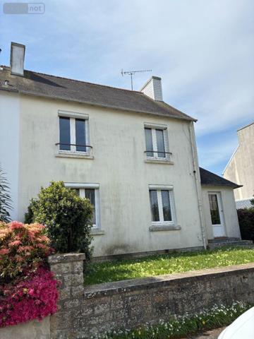 Maison de ville à vendre à Briec dans le Finistère (29510), ref : MAIS/1071   
Bourg