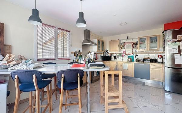 Maison à vendre    5 pièces • 150 m2 Billère