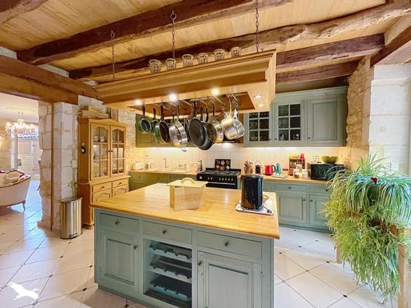Maison à vendre 416 000 € Saint-Cyprien 7 p 225 m² DPE D