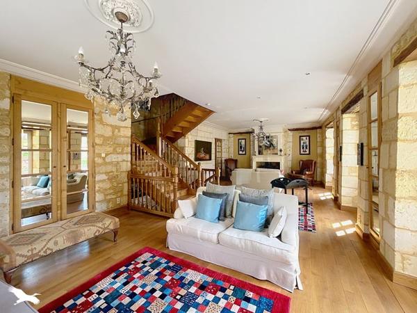 Maison à vendre 416 000 € Saint-Cyprien 7 p 225 m² DPE D