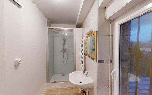 Appartement à vendre    2 pièces • 49,07 m2 Tourlaville