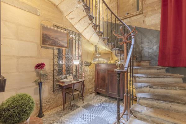 Local 36 m² avec cave