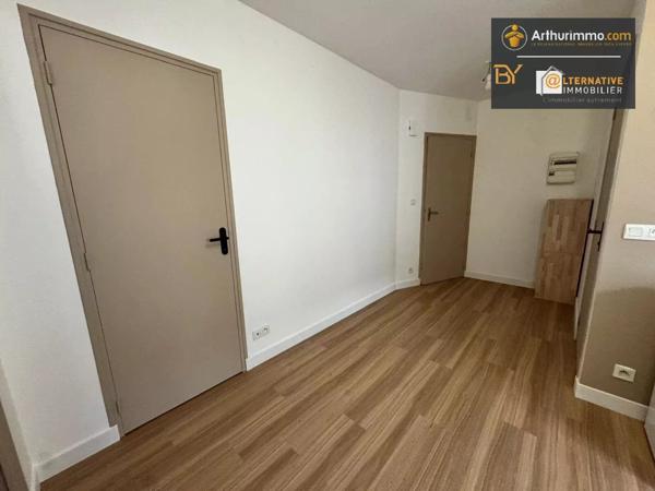 Location Appartement 2 pièces 27 m2 à Retiers