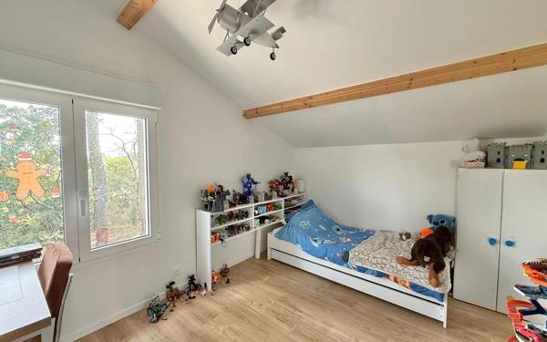 Maison à vendre    8 pièces •  Lanton