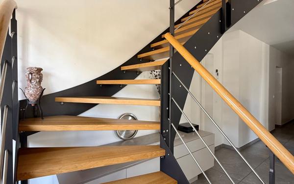 Maison à vendre    8 pièces •  Lanton