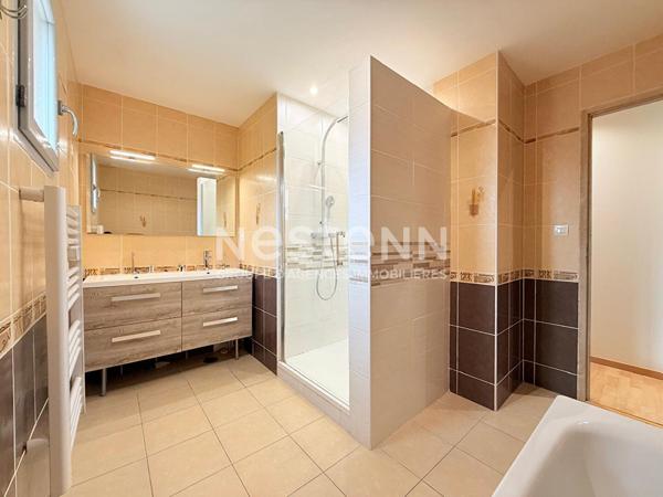 A vendre - Maison familiale récente - 4 chambres - Vie de plain pied - 115m² - D6002