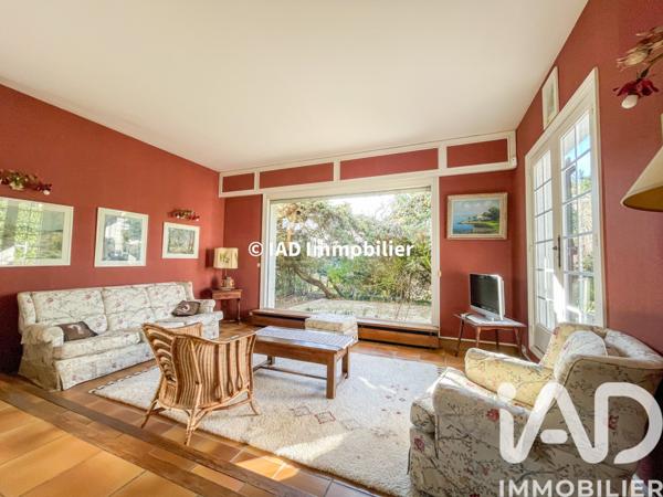 Maison à vendre 9 pièces 218 m² Sainte-Geneviève-des-Bois