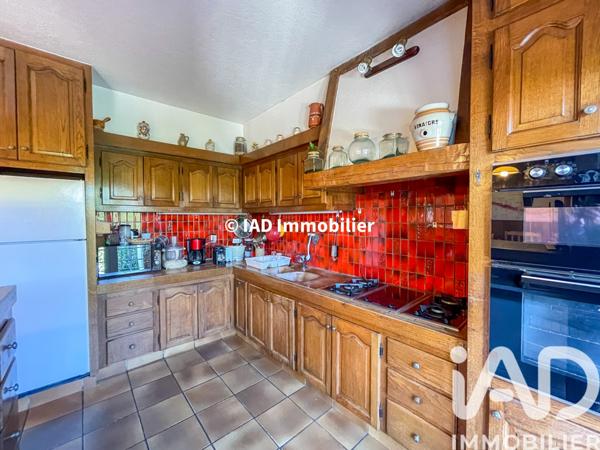 Maison à vendre 9 pièces 218 m² Sainte-Geneviève-des-Bois
