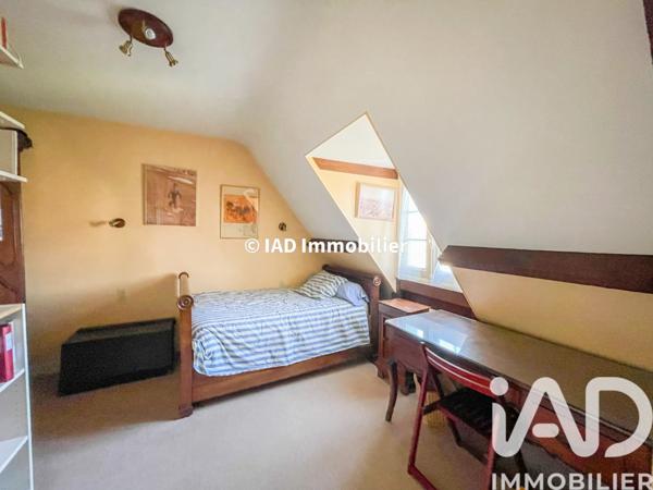 Maison à vendre 9 pièces 218 m² Sainte-Geneviève-des-Bois