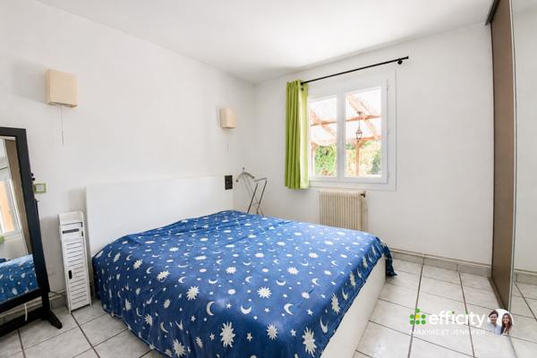 Maison
         4 pièces
        - 140 m² Exclusivité 329 900 € *