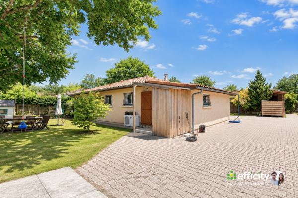Maison
         4 pièces
        - 140 m² Exclusivité 329 900 € *