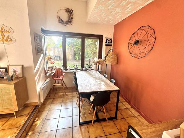 Maison 4 pièces jardin au coeur centre ville à Ozoir-la-Ferrière. - OZOIR LA FERRIERE