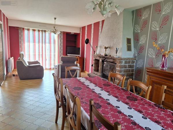 Pavillon à vendre à Ernée en Mayenne (53500), ref : 53077-7
