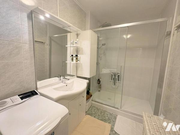 TARBES – QUARTIER DE L’ORMEAU – BEL APPARTEMENT T4 RÉNOVÉ AVEC BALCONS, CAVE ET PARKING
