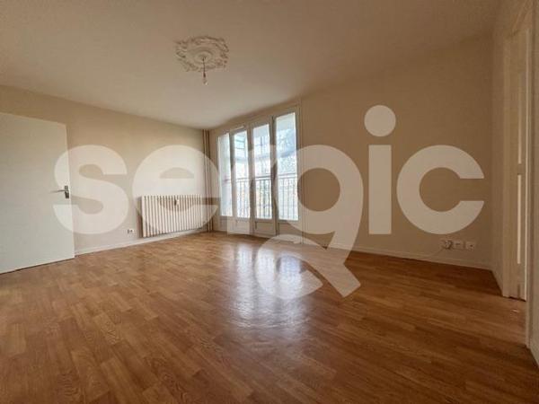 Location 3 Pieces 65 60200 Compiegne 43 0211 01 5062