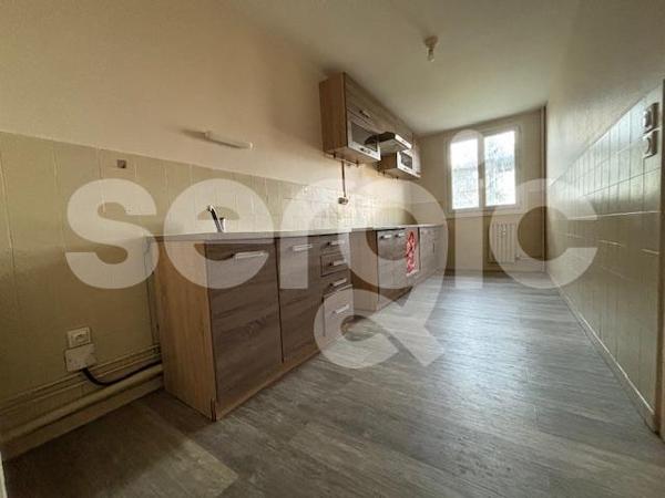 Location 3 Pieces 65 60200 Compiegne 43 0211 01 5062