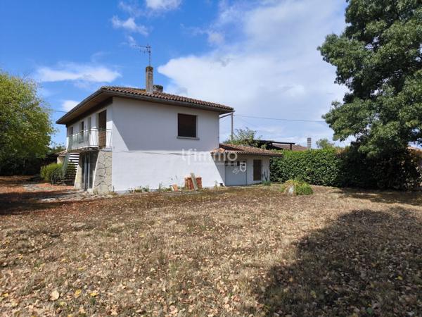 Maison de 210 m2 sur une parcelle de 690 m2