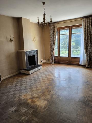 Maison de 210 m2 sur une parcelle de 690 m2