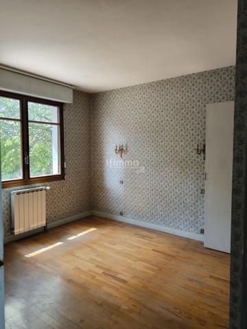 Maison de 210 m2 sur une parcelle de 690 m2