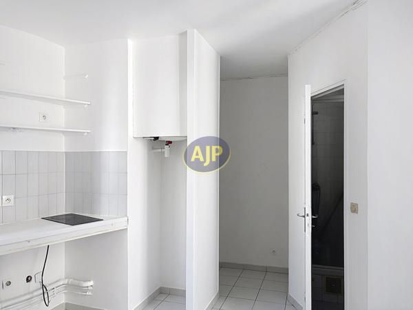 Vente appartement Paris 15eme : 370 000 € - AJP Immobilier Paris 15 - Agence Pernet