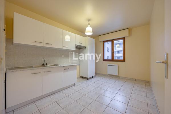 Appartement t3 lumineux + cave