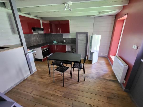 Maison de ville meublée Clermont les CARMES -59m2 - Clermont-Province