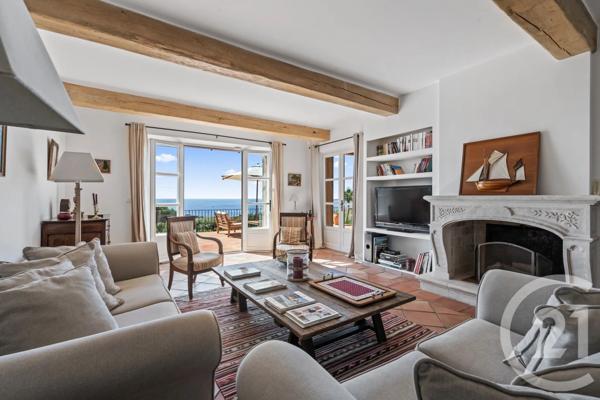 Maison à vendre  8 pièces - 180 m 2   LES ISSAMBRES  - 83