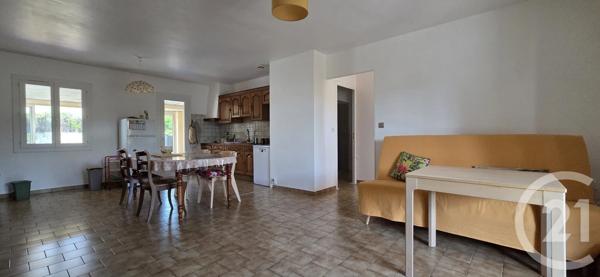 Maison à vendre  3 pièces - 73 m 2   TOURVES  - 83
