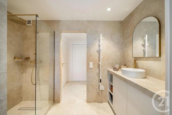 Appartement F2 à vendre  2 pièces - 35,39 m 2   MOUGINS  - 06