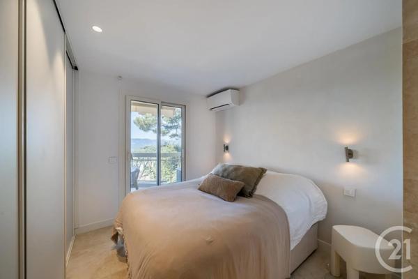 Appartement F2 à vendre  2 pièces - 35,39 m 2   MOUGINS  - 06