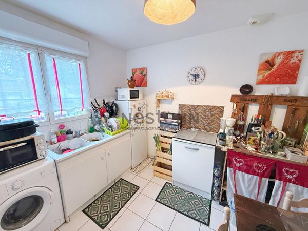 Idéal investisseur - Maison louée à vendre à Beaune Les Mines - 3 pièces - place de parking privative