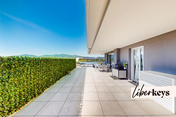 PUGET-SUR-ARGENS (83) / T5 110m² / Terrasse 144 m² / Piscine / Vue imprenable