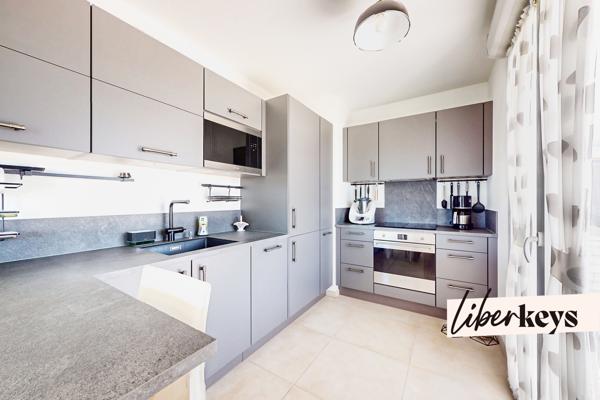 PUGET-SUR-ARGENS (83) / T5 110m² / Terrasse 144 m² / Piscine / Vue imprenable